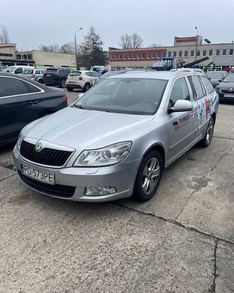 samochody osobowe Skoda Octavia cena 16500 przebieg: 222000, rok produkcji 2010 z Poznań